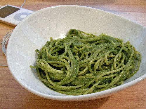 2555186616_823d69311e_z.jpg