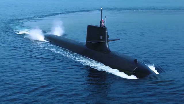 submarine2.jpg